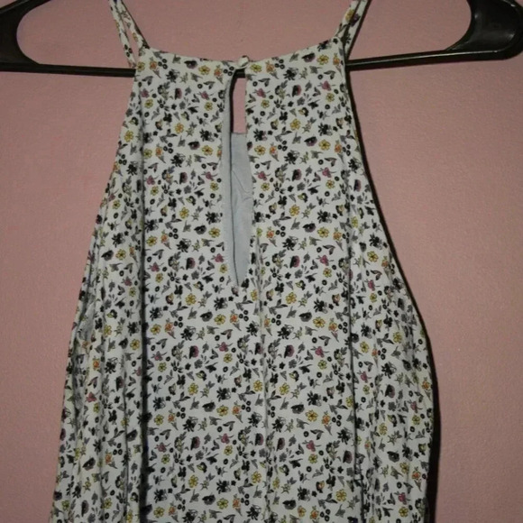 Gilli Tank Top with Flowers and Strips - Picture 12 of 14